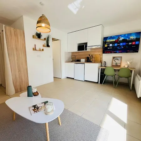 Apartament Moderne Avec Terrasse