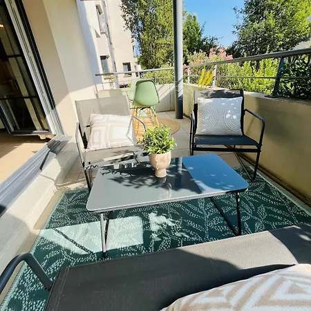 Moderne Avec Terrasse *