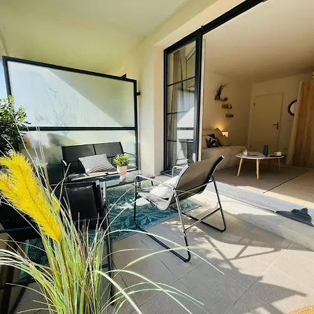Daire Moderne Avec Terrasse