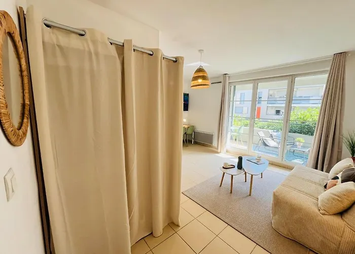 Moderne Avec Terrasse Apartament *