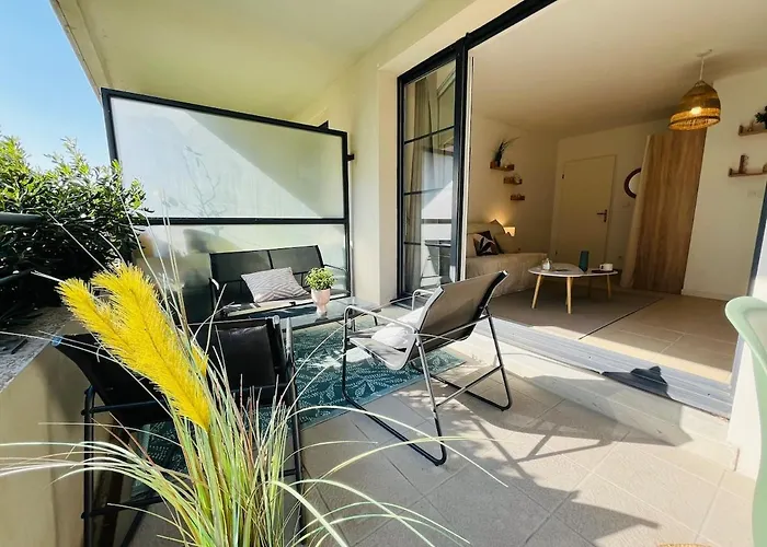 Moderne Avec Terrasse * Τουλούζη